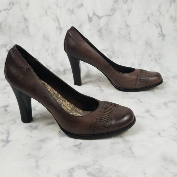 Mix It Brown faux leather 3.5" heels size 8.5 - Picture 2 of 8